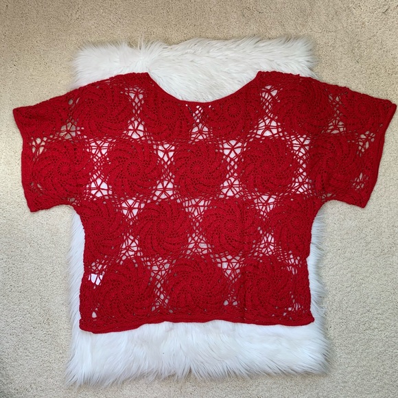 {3/$25} Crocheted oversize top NEW red swirl short sleeve - Picture 8 of 8